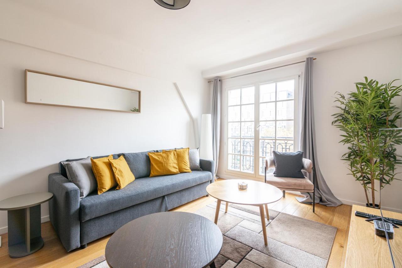 Luxurious 2 Bedroom Arc De Triomphe Grande Armee * Parigi